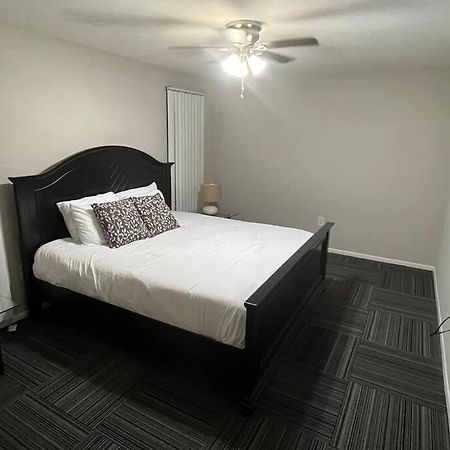 Cozy Retreat 1.8 Mi To Stadium Gainesville Extérieur photo